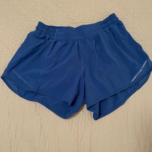 Lululemon Hotty Hot Low Rise Shorts 4”